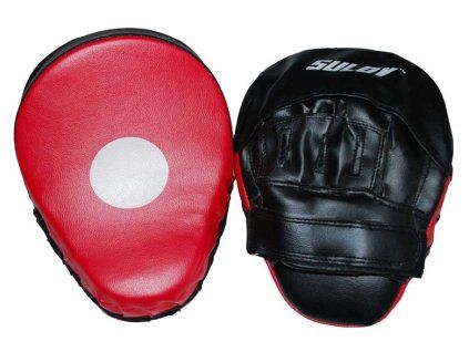 boxlapa pvc prohnuta cerno cervena