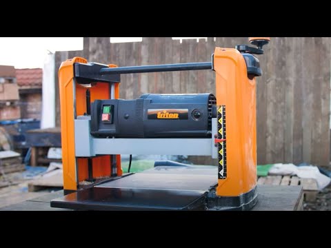Recenze - Mobilní tloušťkovací frézka TRITON TPT 125