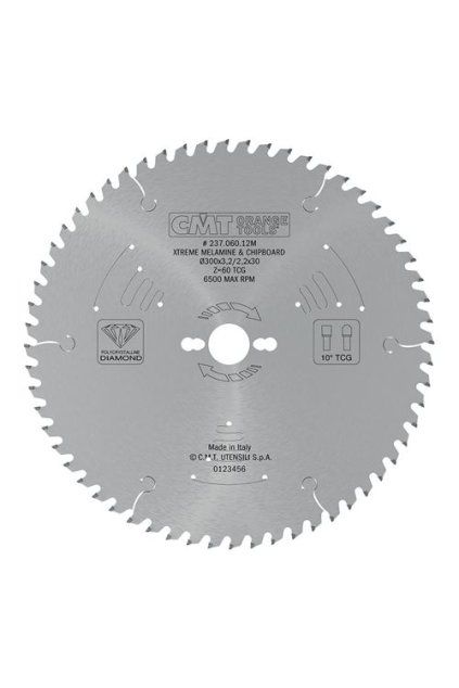 C23704810M 01 web