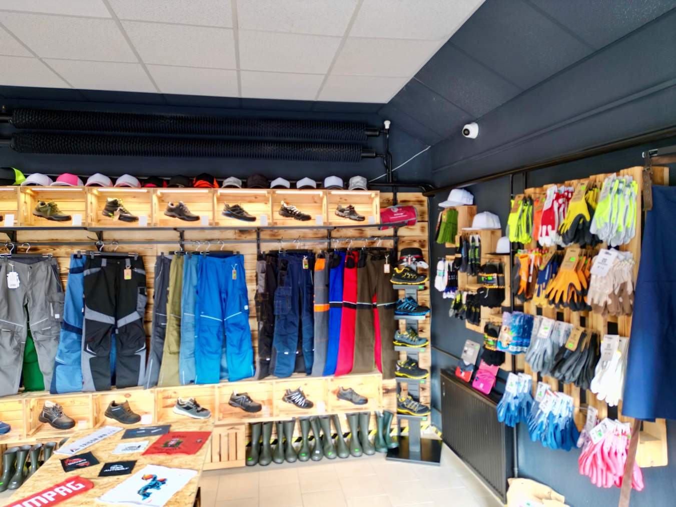 Store photo