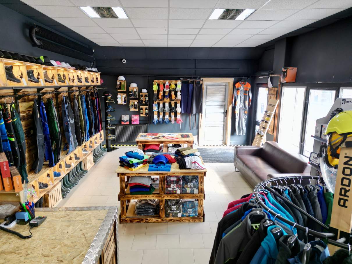 Store photo