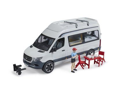 Mercedes Sprinter camper with playing figure 1/16