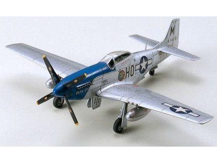 156193 1 p 51d mustang 1 72