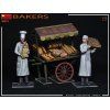 Figures Set Bakers with cart 1/35