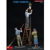 figure set street workers 1 35 38081 miniart 01
