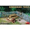 MiniArt 35641 GARDENING TOOLS 01