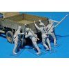 120640 2 pushing soviet soldiers 1 35 miniart