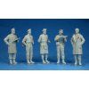 120685 3 british officers 1 35 miniart