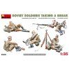 120823 1 soviet soldiers taking a break 1 35 miniart
