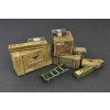 121261 2 wooden boxes crates 1 35 miniart