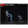 121768 8 welders 1 35 miniart