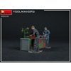 121780 12 toolmakers 1 35 miniart