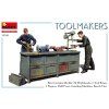 121780 8 toolmakers 1 35 miniart