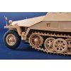 sd kfz 251 22d 1 16 00943 trumpeter 020