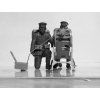 164074 11 german mg08 machine gun team 2 figures 1 35