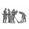 164110 3 chernobyl 3 rubble cleaners 5 figures 1 35