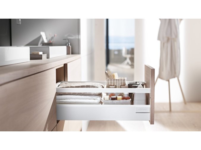 Blum BOX1788 slider 16 9 large