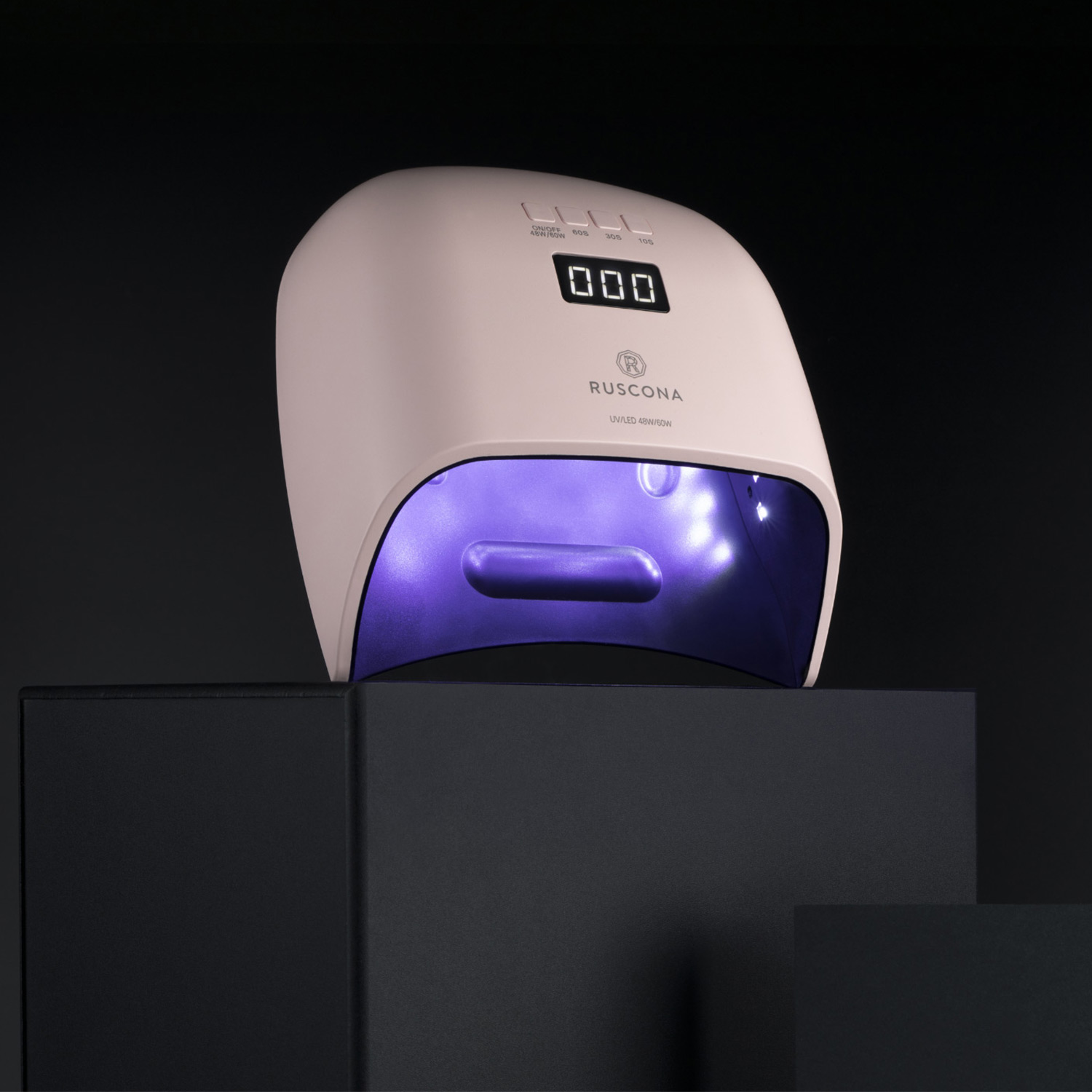 Que la lumière soit : la nouvelle lampe LED/UV RUSCONA N7 à votre service