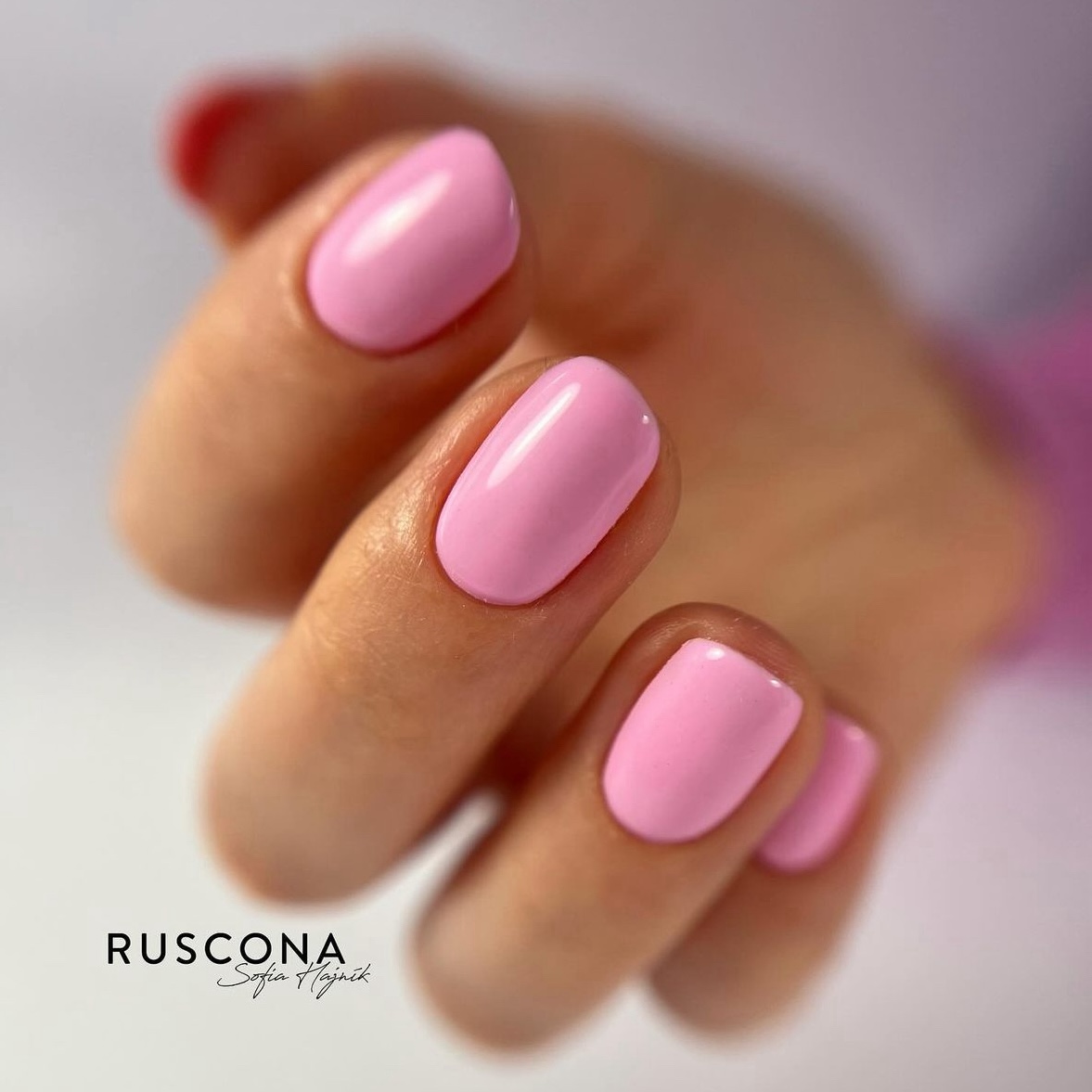 Des ongles en gel à la maison ? Faisons-le ensemble!