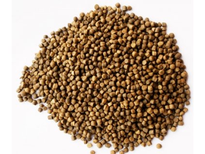 vietnam fish food machine 161069552