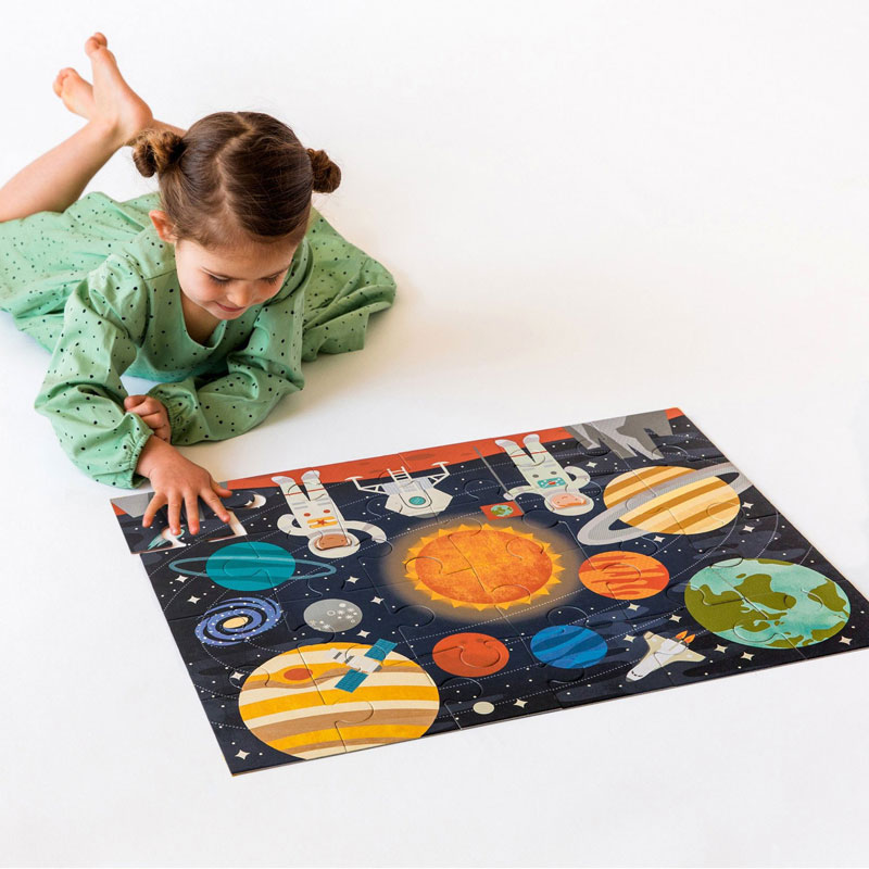 05b4b37f062a52-puzzle-vesmir-petitcollage