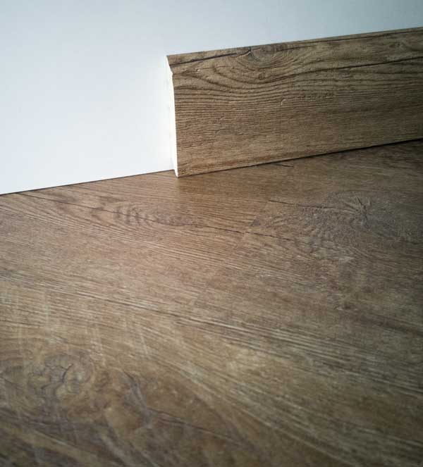 Soklová lišta BUKOMA PROFI-60 s vinylovou podlahou
