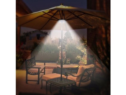 Světlo do slunečníku