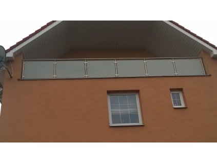 Skleněná výplň zábradlí- sklo mléčné,matné lepené VSG 4.4.2