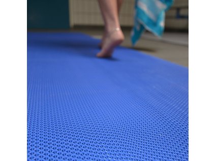 Modrá bazénová rohož Gripwalker Lite - 12,2 m x 91 cm x 0,53 cm