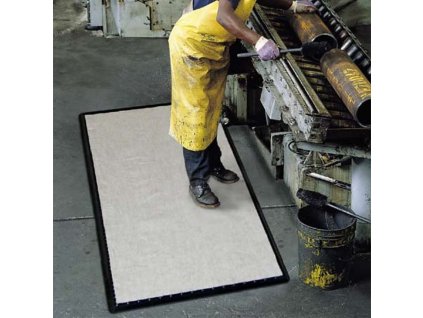 Černá protiúnavová sorpční rohož Eco Stance - 157 x 87 x 1,27 cm
