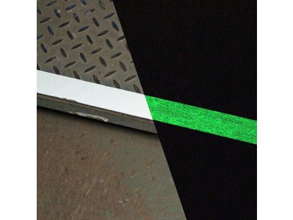 Korundová fotoluminiscenční protiskluzová páska FLOMA Glow in the Dark - 18,3 m x 10 cm a tloušťka 1 mm