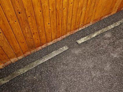Černá podlahová guma (deska) FLOMA IceFlo SF1100 - 200 x 100 x 1 cm