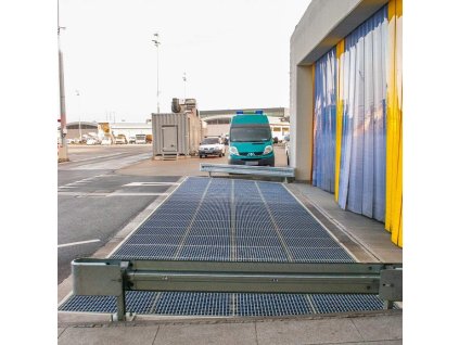 Kovová kartáčová vstupní rohož pro vysokozdvižné vozíky FLOMA FLT-ECO - 79,3 x 60 x 5 cm