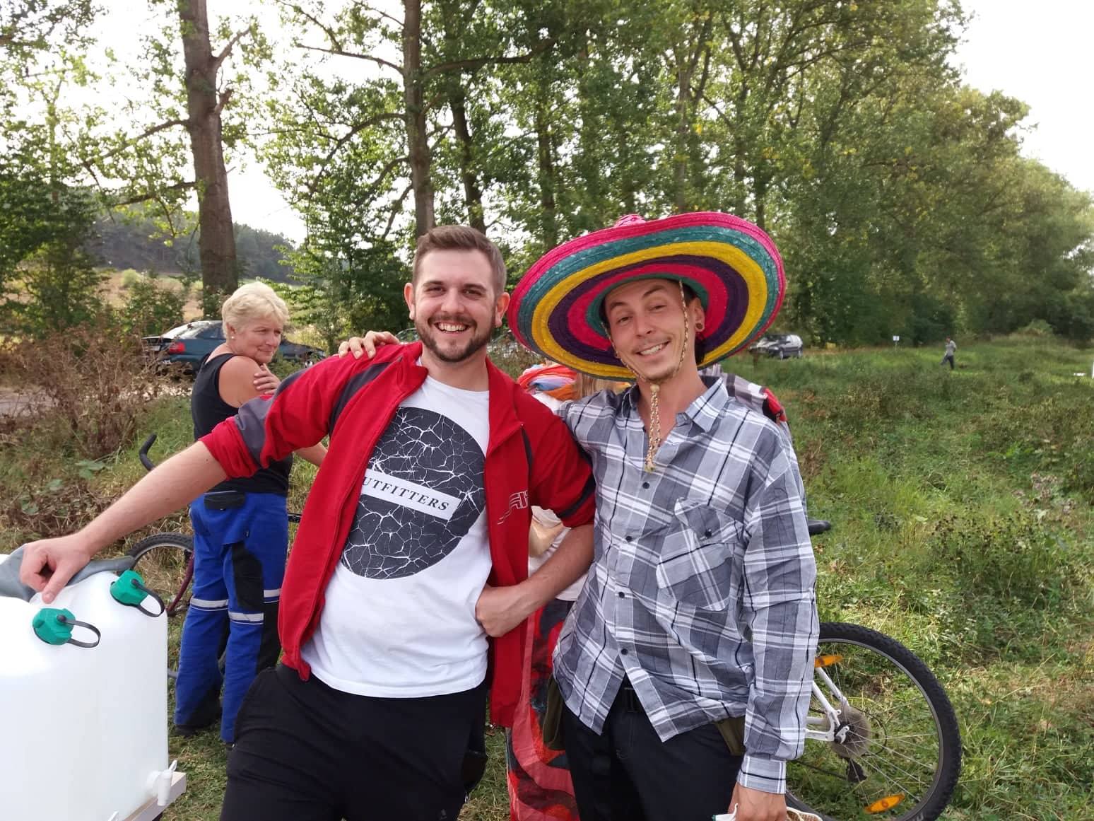 Hemp friends meet