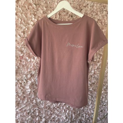 EBF327ED 0BC2 43EF A7D3 236D433E2DE3