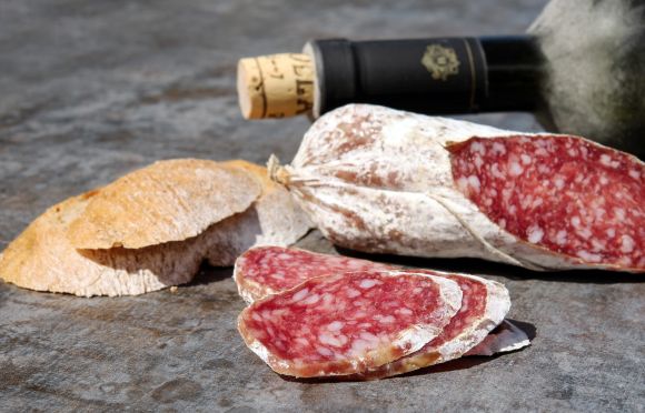 celasirka_src_salami-2645403_1920