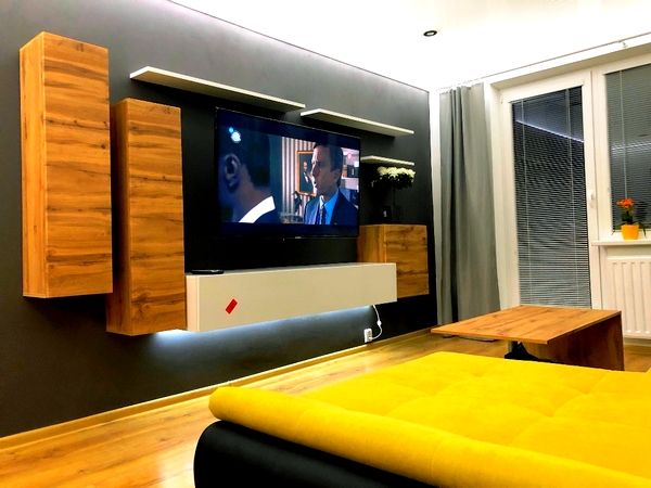 led osvetlenie strop obyvacka