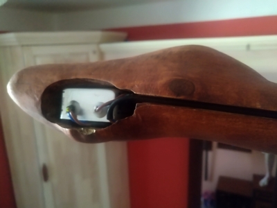 vesiak_vyrabamesvietidloled_zdreva