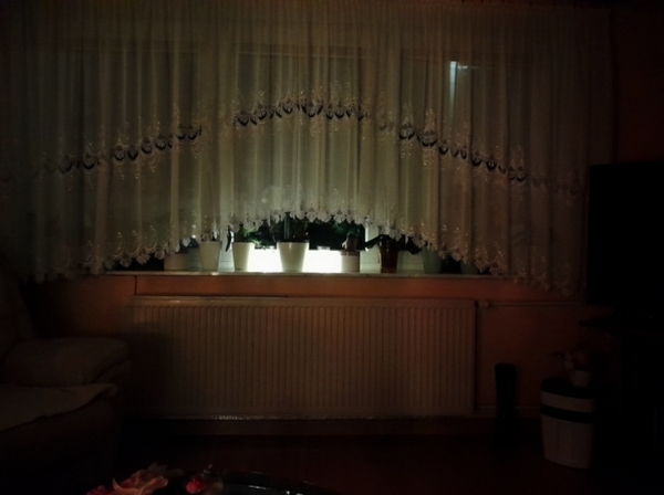 svetlo_zadarmo2_girlanda_bezelektriny