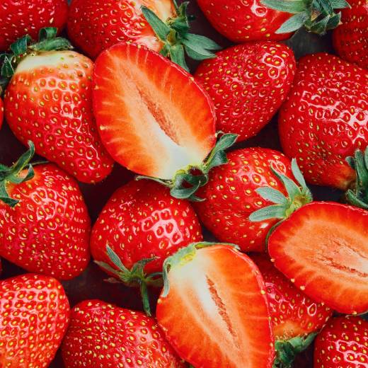 Jak připravit domácí hnojiva pro zdravé a chutné jahody