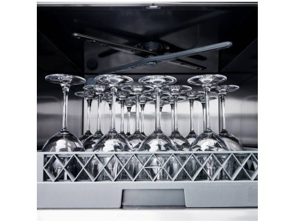 Umývačka riadu a naparovačka s podstavcom, univerzálna, dávkovač umývacej kvapaliny, P 3,4/4,9 kW, U 230/400 V