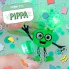 Glo Pals - figurka Pippa -zelená + 2 svítící kostky do vody