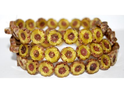 Hawaii flowers 12mm - Table cut beads