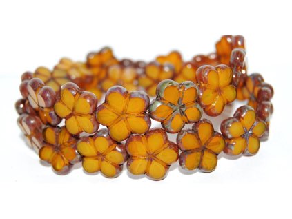 Flowers 17mm - Table cut beads