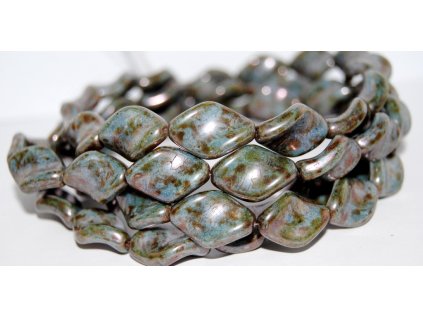 Pressed bead - Propeller