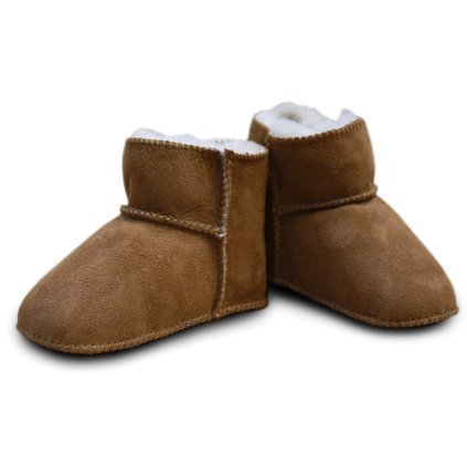EISBÄRCHEN capáčky kožešinové na suchý zip camel