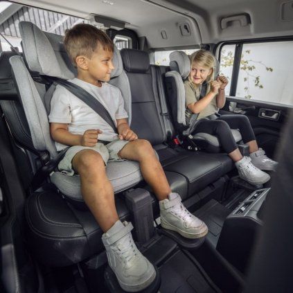 THULE Palm Autosedačka Mid Grey