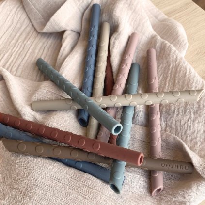 NUUROO Ada Silikonová brčka 8 ks Color mix