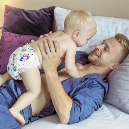 KOLORKY NIGHT Jednorožci Jednorázové noční eko plenky