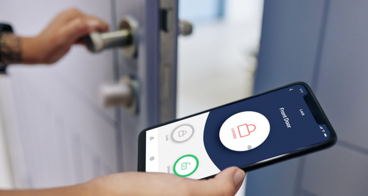 keyless-entry-scaled_fcb32391826cb1dd1e10a51a06ca29d1